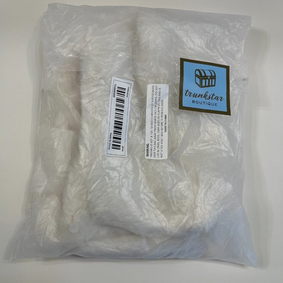 Fluffy Soft Furry Plush Shoulder Mini Hobo Handbag - NWT - Winter White - Picture 10 of 10